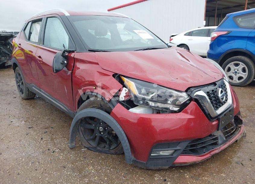 2020 Nissan Kicks SR XTRONIC CVT (VIN 3N1CP5DV0LL577262) main photo