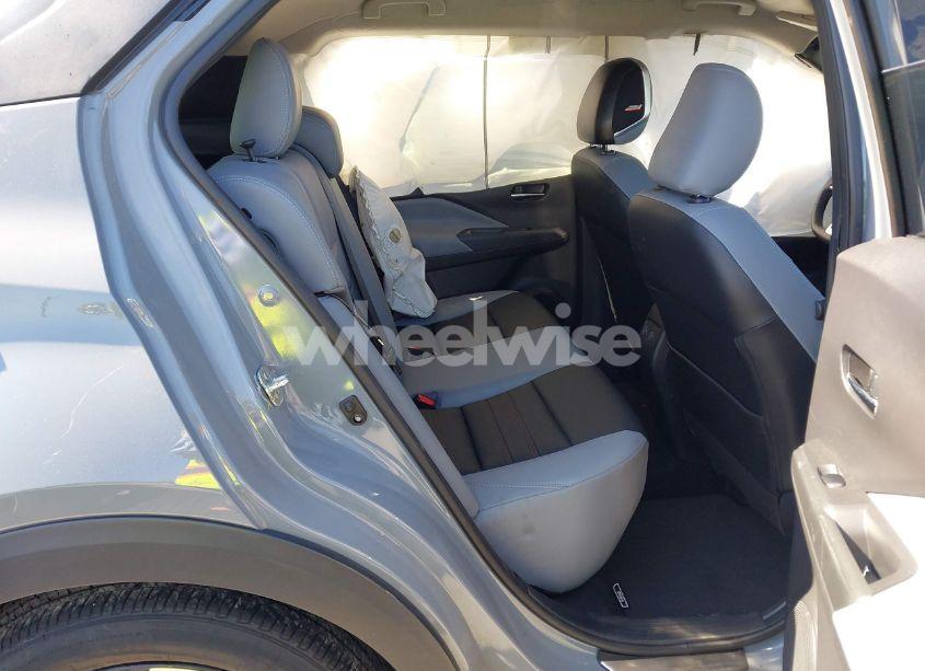 Photo 8 of 2021 Nissan Kicks SR XTRONIC CVT (VIN 3N1CP5DV0ML510825)