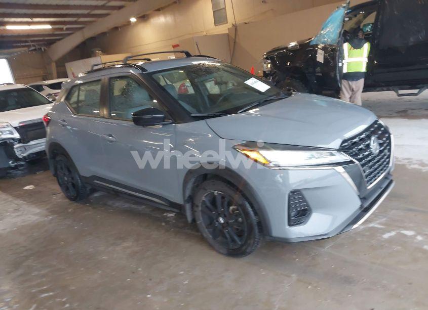 2021 Nissan Kicks SR XTRONIC CVT (VIN 3N1CP5DV0ML557689) main photo