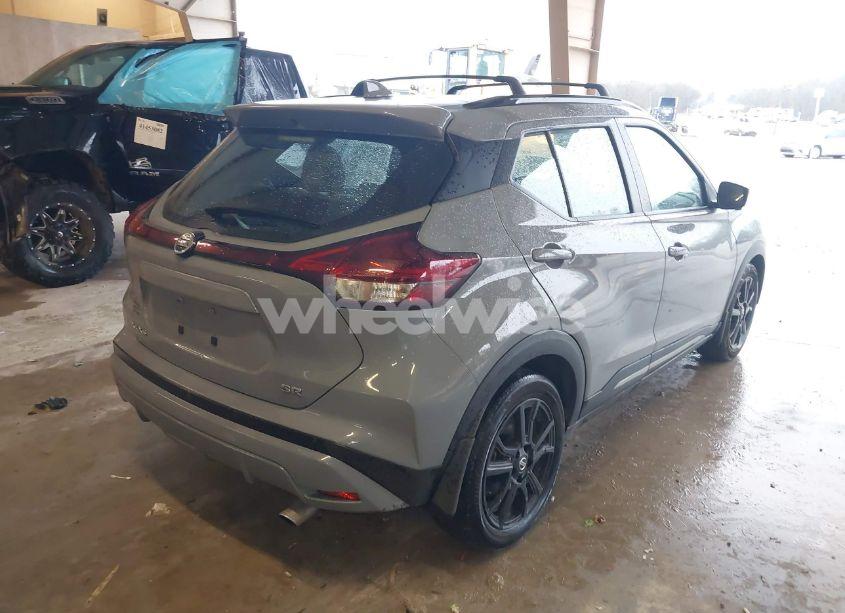 Photo 4 of 2021 Nissan Kicks SR XTRONIC CVT (VIN 3N1CP5DV0ML557689)