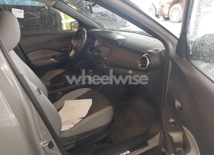 Photo 5 of 2021 Nissan Kicks SR XTRONIC CVT (VIN 3N1CP5DV0ML557689)