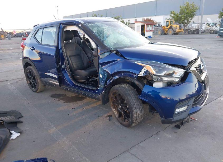 2020 Nissan Kicks SR XTRONIC CVT (VIN 3N1CP5DV1LL550443) main photo