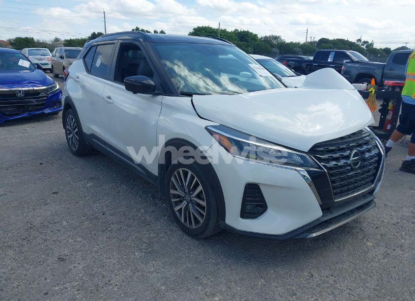 2021 Nissan Kicks SR XTRONIC CVT (VIN 3N1CP5DV1ML474465) main photo