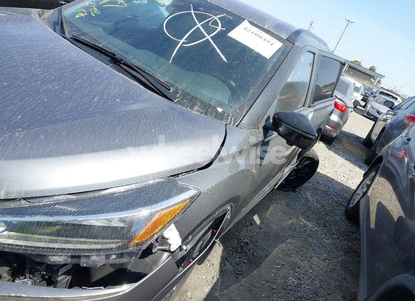 Photo 2 of 2021 Nissan Kicks SR XTRONIC CVT (VIN 3N1CP5DV1ML530999)