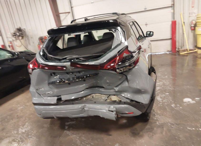 Photo 16 of 2022 Nissan Kicks SR XTRONIC CVT (VIN 3N1CP5DV1NL485080)