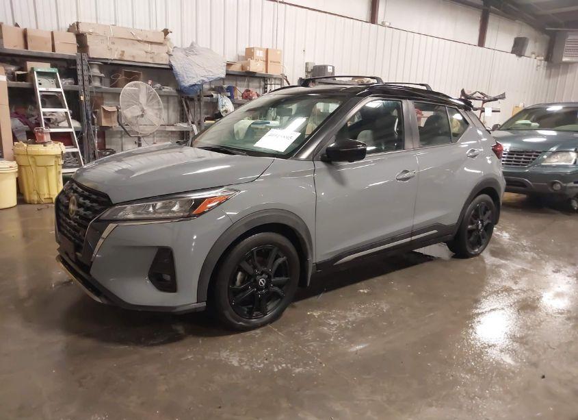 Photo 2 of 2022 Nissan Kicks SR XTRONIC CVT (VIN 3N1CP5DV1NL485080)