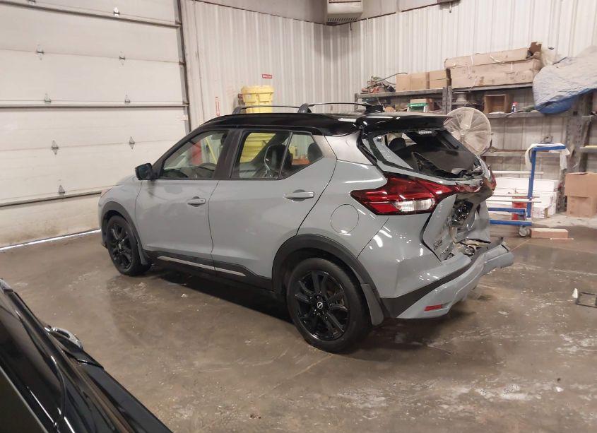 Photo 3 of 2022 Nissan Kicks SR XTRONIC CVT (VIN 3N1CP5DV1NL485080)