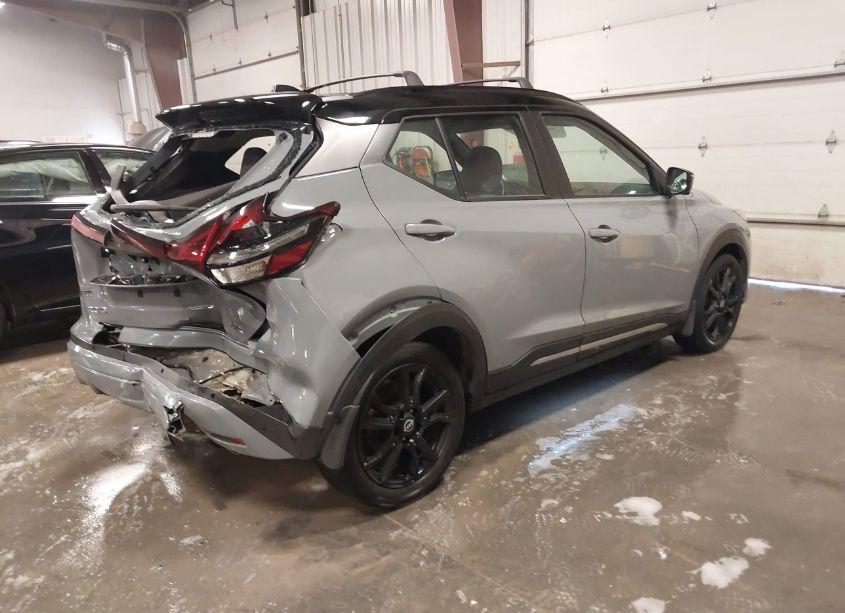 Photo 4 of 2022 Nissan Kicks SR XTRONIC CVT (VIN 3N1CP5DV1NL485080)