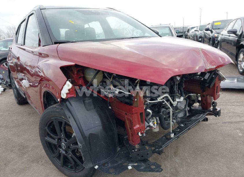 2022 Nissan Kicks SR XTRONIC CVT (VIN 3N1CP5DV1NL496189) main photo