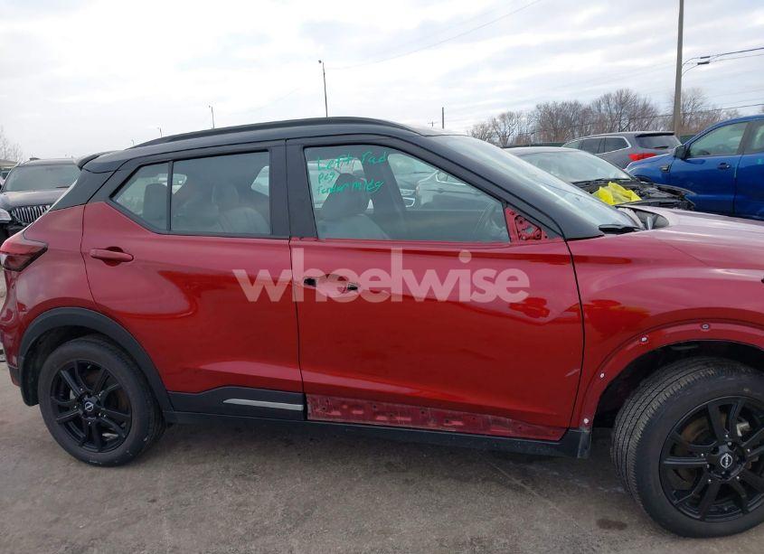 Photo 14 of 2022 Nissan Kicks SR XTRONIC CVT (VIN 3N1CP5DV1NL496189)