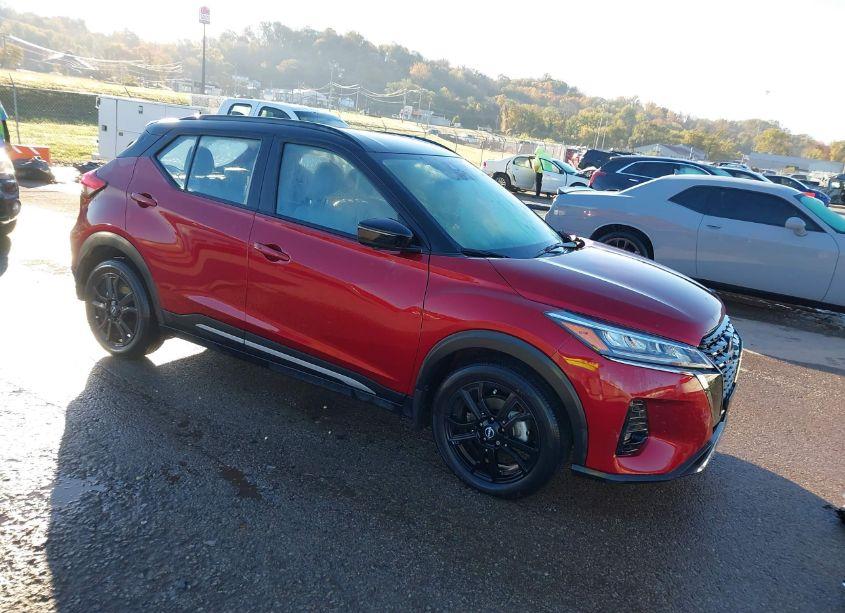 2023 Nissan Kicks SR XTRONIC CVT (VIN 3N1CP5DV1PL552828) main photo