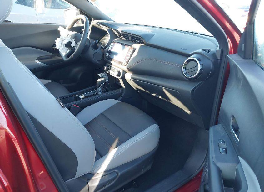 Photo 5 of 2023 Nissan Kicks SR XTRONIC CVT (VIN 3N1CP5DV1PL552828)