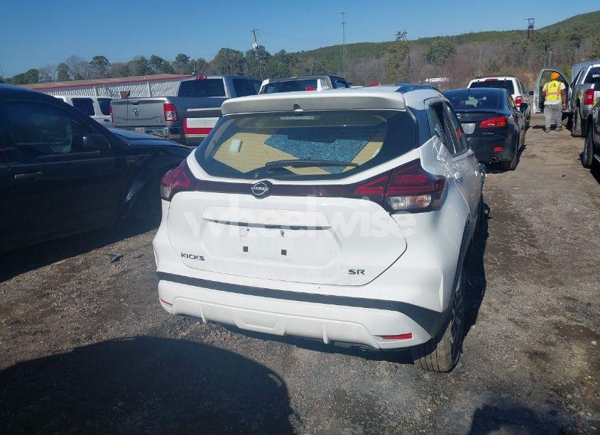 Photo 16 of 2024 Nissan Kicks SR (VIN 3N1CP5DV1RL516222)