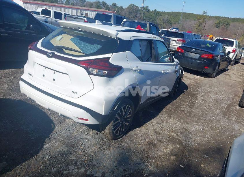 Photo 4 of 2024 Nissan Kicks SR (VIN 3N1CP5DV1RL516222)