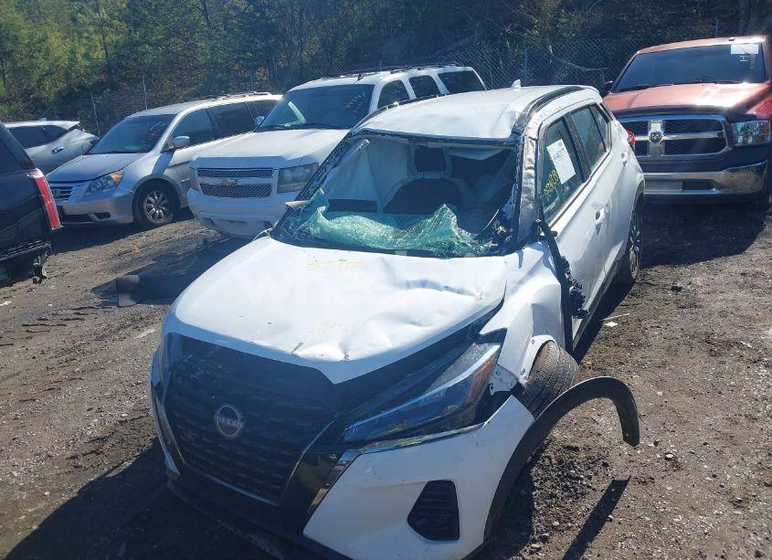 Photo 6 of 2024 Nissan Kicks SR (VIN 3N1CP5DV1RL516222)