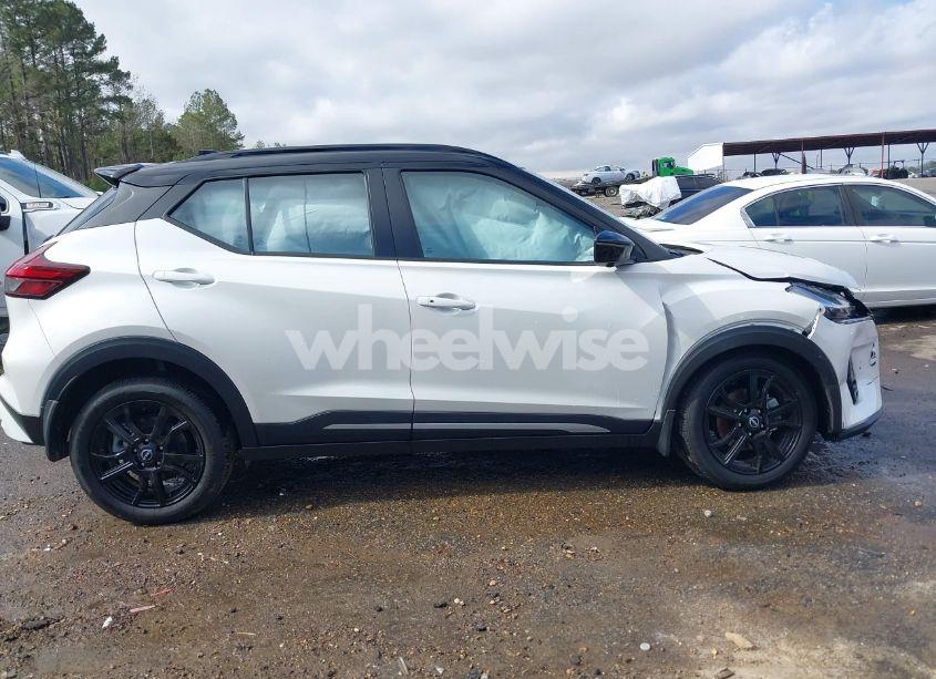 Photo 13 of 2024 Nissan Kicks SR (VIN 3N1CP5DV1RL539290)