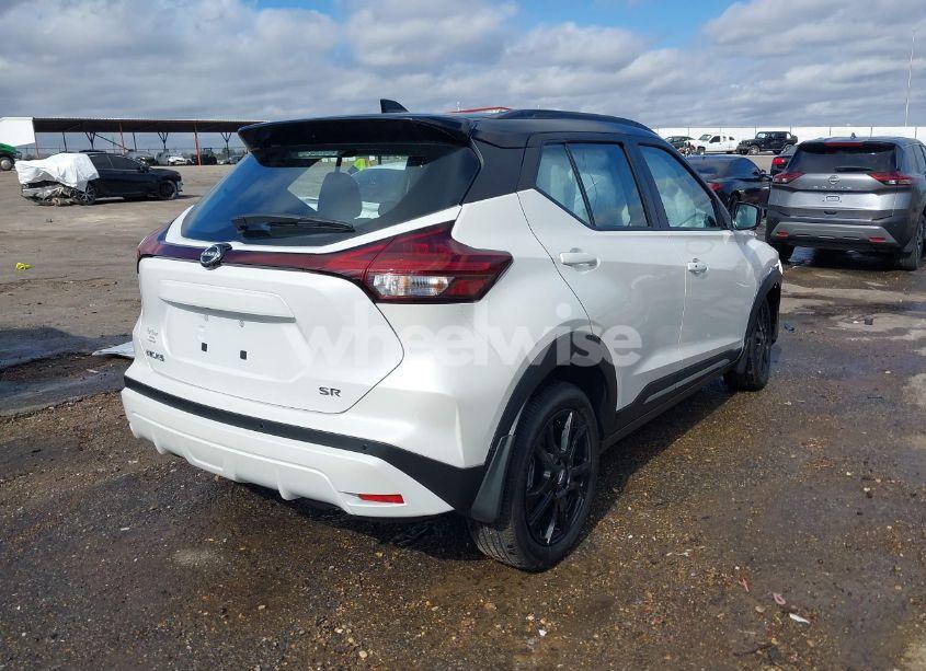 Photo 4 of 2024 Nissan Kicks SR (VIN 3N1CP5DV1RL539290)
