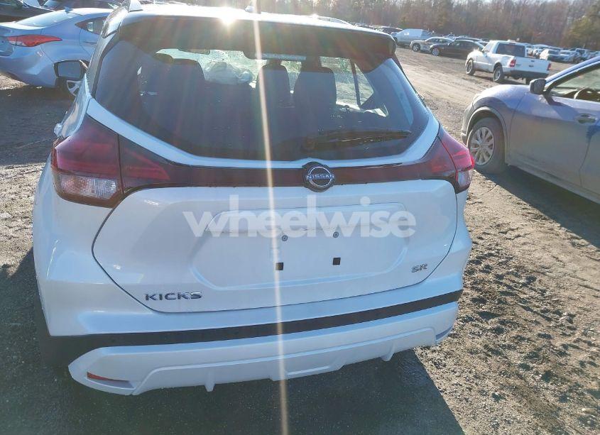 Photo 16 of 2024 Nissan Kicks SR XTRONIC CVT (VIN 3N1CP5DV1RL551794)