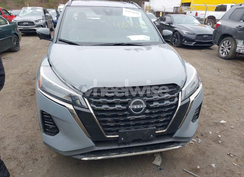 Photo 12 of 2024 Nissan Kicks SR XTRONIC CVT (VIN 3N1CP5DV1RL553397)