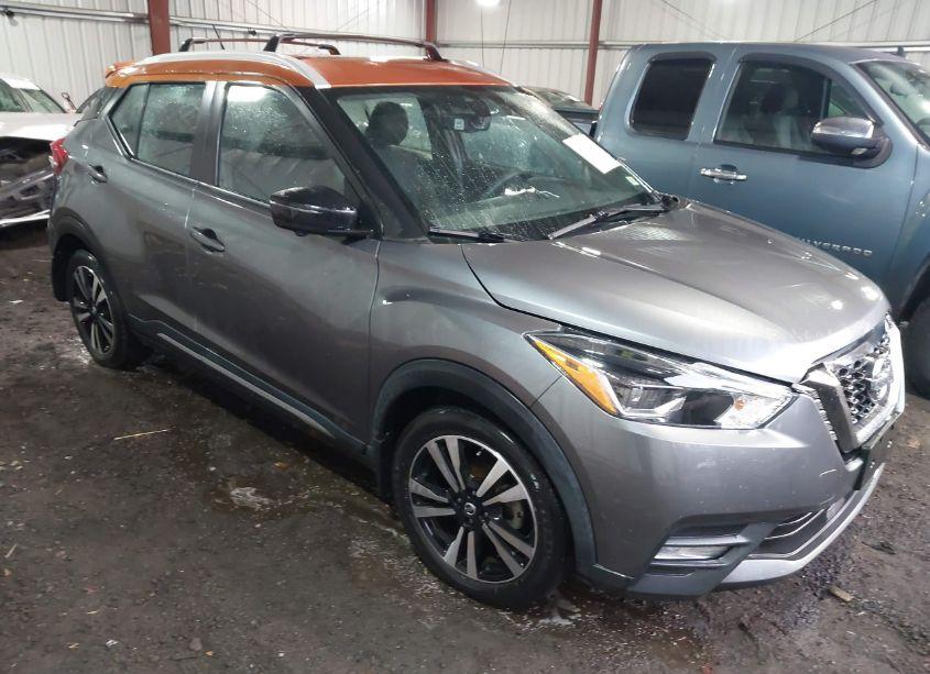 2020 Nissan Kicks SR XTRONIC CVT (VIN 3N1CP5DV2LL518861) main photo