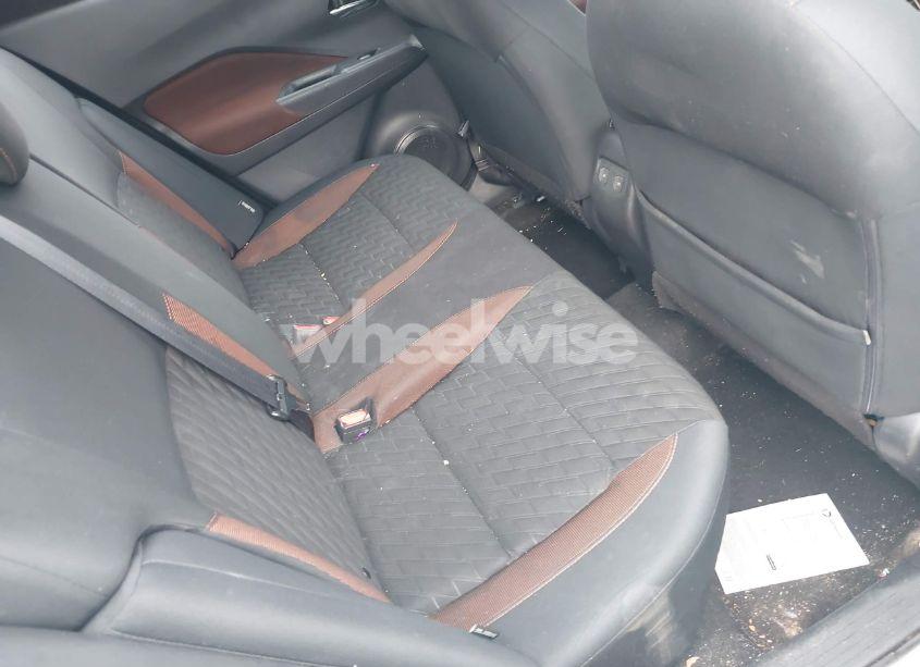 Photo 8 of 2021 Nissan Kicks SR XTRONIC CVT (VIN 3N1CP5DV2ML492750)