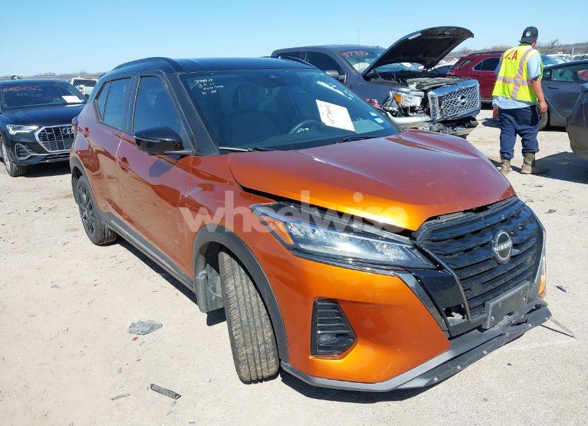 2022 Nissan Kicks SR XTRONIC CVT (VIN 3N1CP5DV2NL482351) main photo