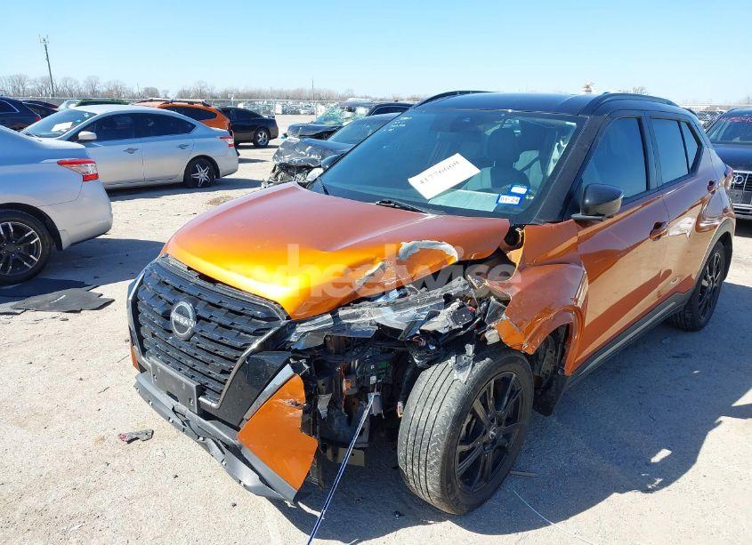 Photo 2 of 2022 Nissan Kicks SR XTRONIC CVT (VIN 3N1CP5DV2NL482351)