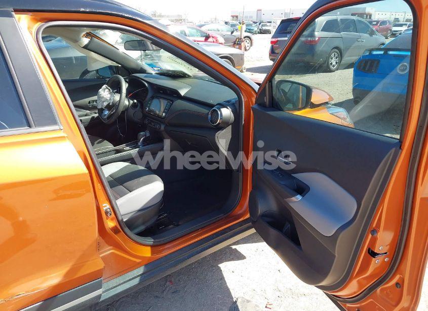 Photo 5 of 2022 Nissan Kicks SR XTRONIC CVT (VIN 3N1CP5DV2NL482351)