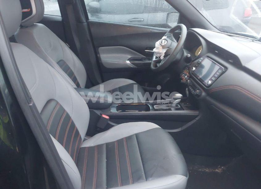 Photo 5 of 2022 Nissan Kicks SR XTRONIC CVT (VIN 3N1CP5DV2NL494063)