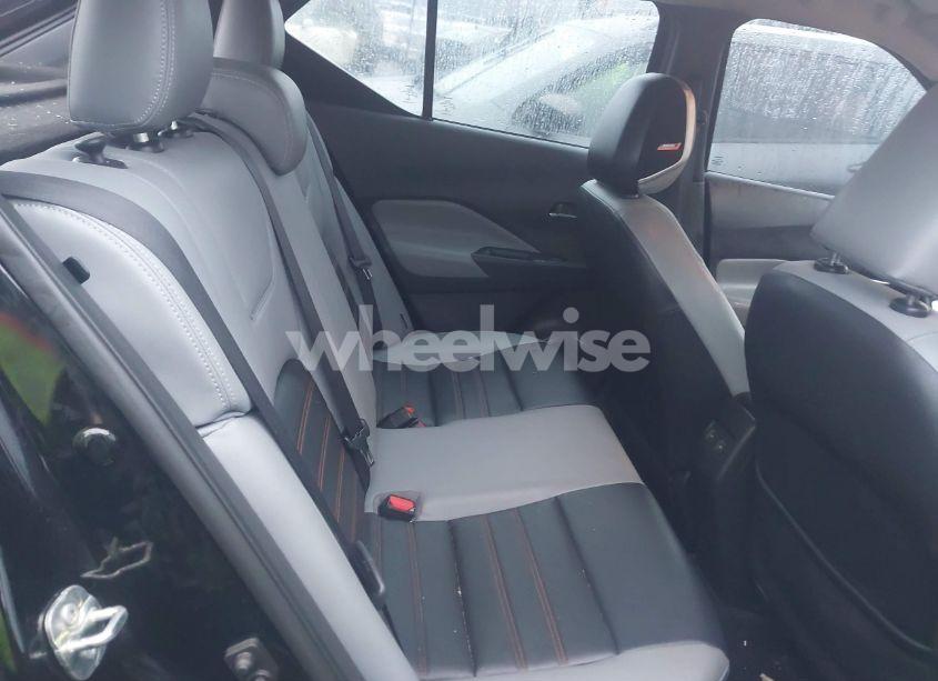 Photo 8 of 2022 Nissan Kicks SR XTRONIC CVT (VIN 3N1CP5DV2NL494063)