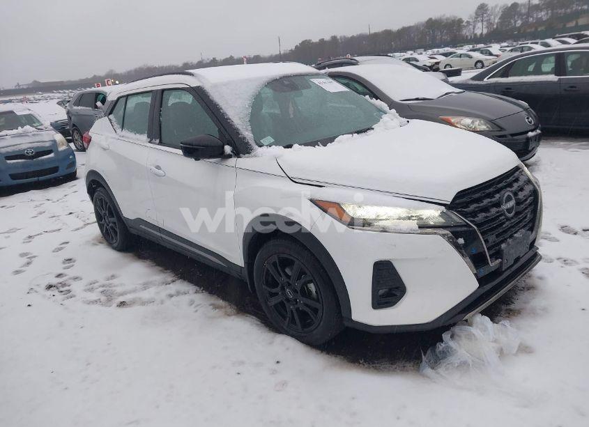 2023 Nissan Kicks SR XTRONIC CVT (VIN 3N1CP5DV2PL466993) main photo