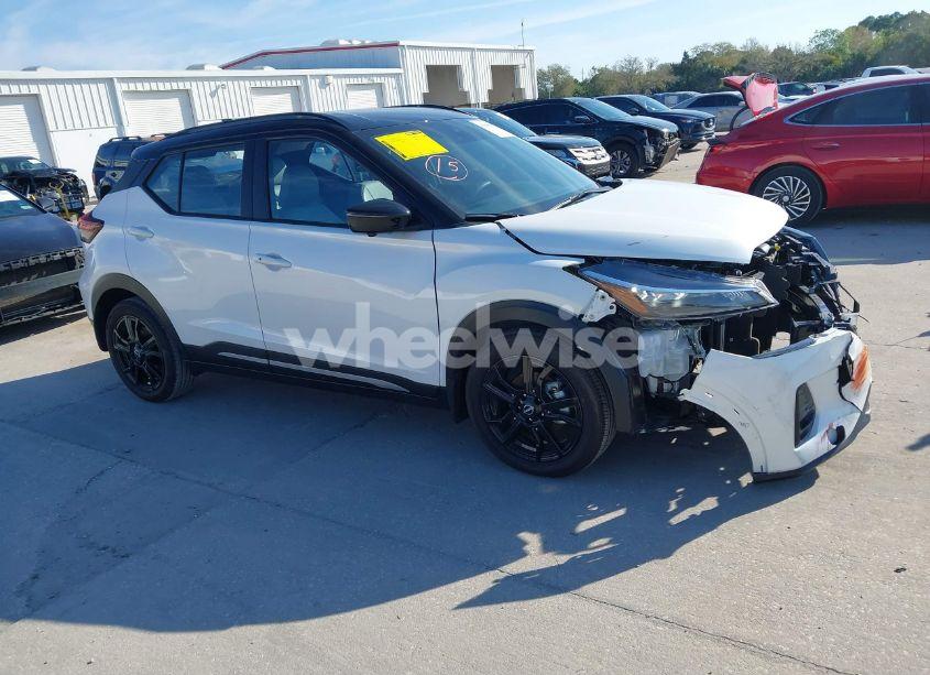 Photo 13 of 2023 Nissan Kicks SR XTRONIC CVT (VIN 3N1CP5DV2PL525217)