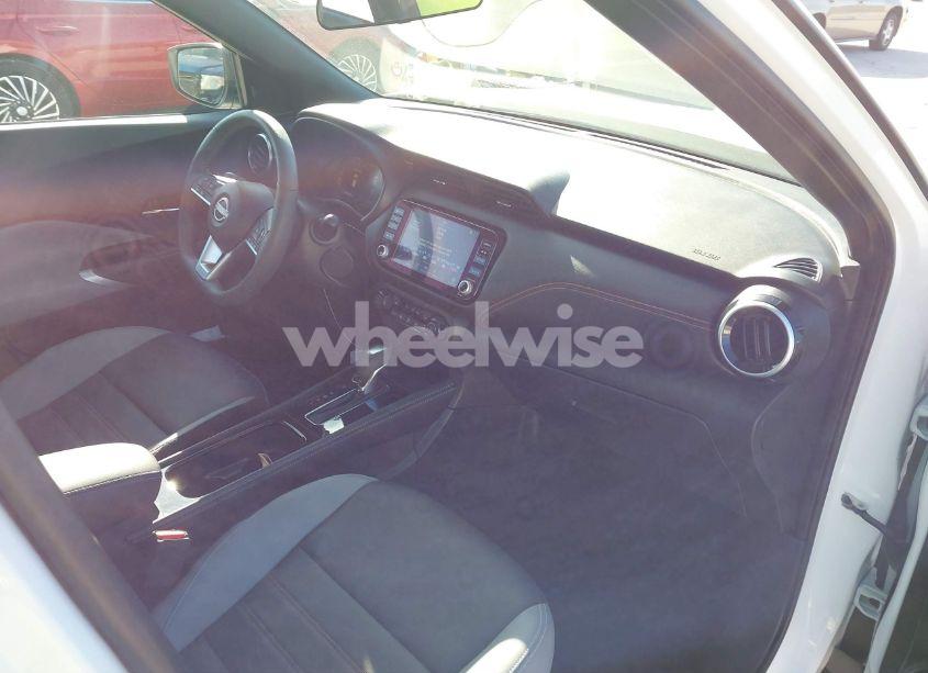 Photo 5 of 2023 Nissan Kicks SR XTRONIC CVT (VIN 3N1CP5DV2PL525217)