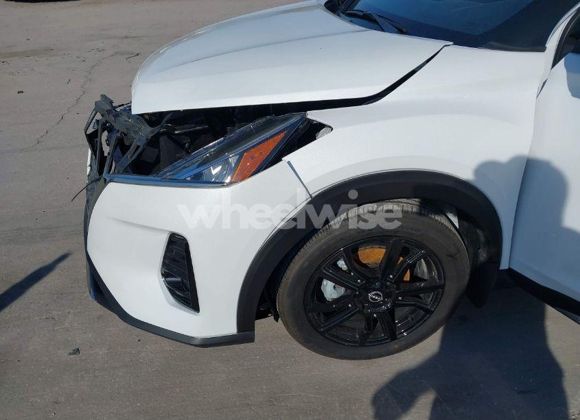 Photo 6 of 2023 Nissan Kicks SR XTRONIC CVT (VIN 3N1CP5DV2PL525217)