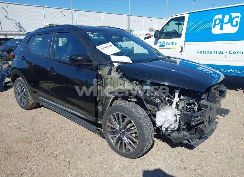 2024 Nissan Kicks SR (VIN 3N1CP5DV2RL481822) main photo