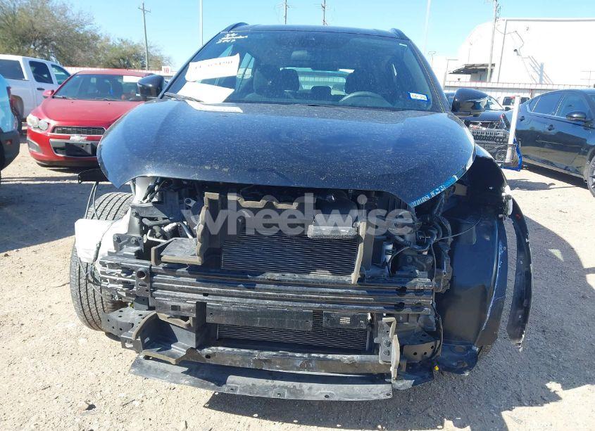 Photo 13 of 2024 Nissan Kicks SR (VIN 3N1CP5DV2RL481822)