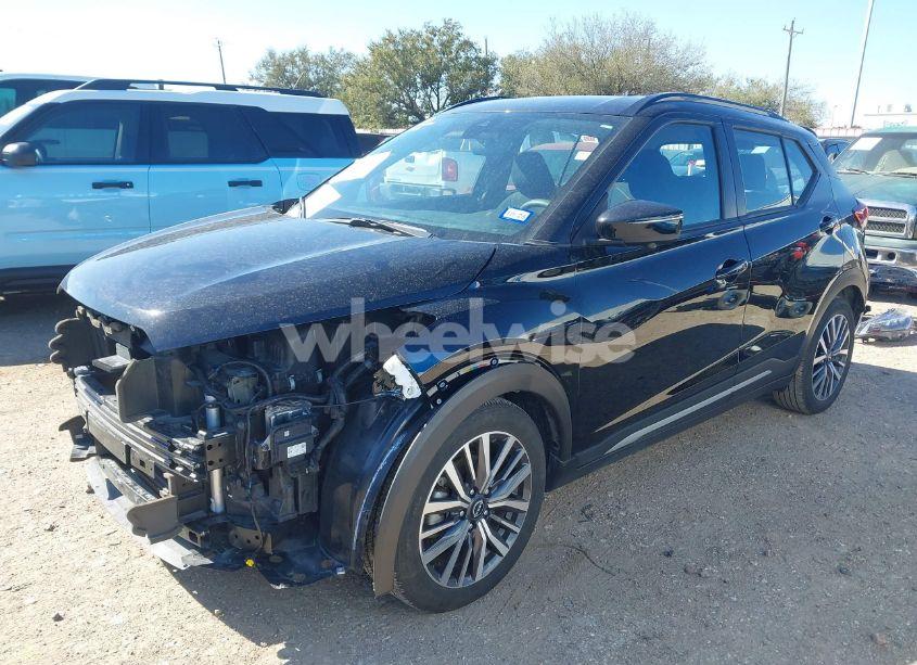 Photo 2 of 2024 Nissan Kicks SR (VIN 3N1CP5DV2RL481822)