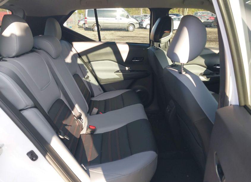 Photo 8 of 2024 Nissan Kicks SR XTRONIC CVT (VIN 3N1CP5DV2RL496630)