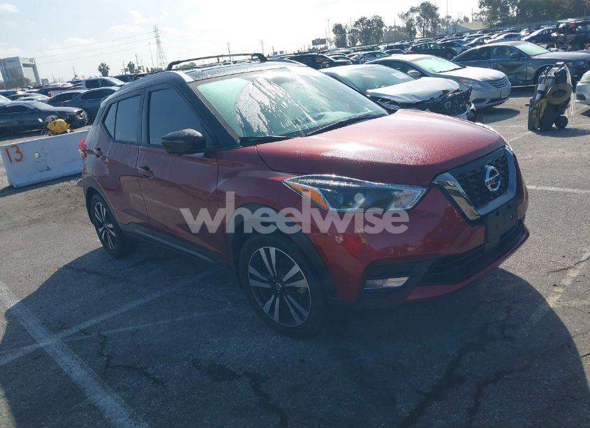 2020 Nissan Kicks SR XTRONIC CVT (VIN 3N1CP5DV3LL478693) main photo