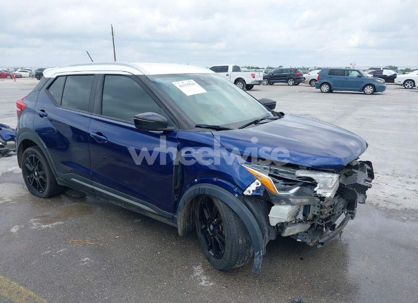 2020 Nissan Kicks SR XTRONIC CVT (VIN 3N1CP5DV3LL503253) main photo