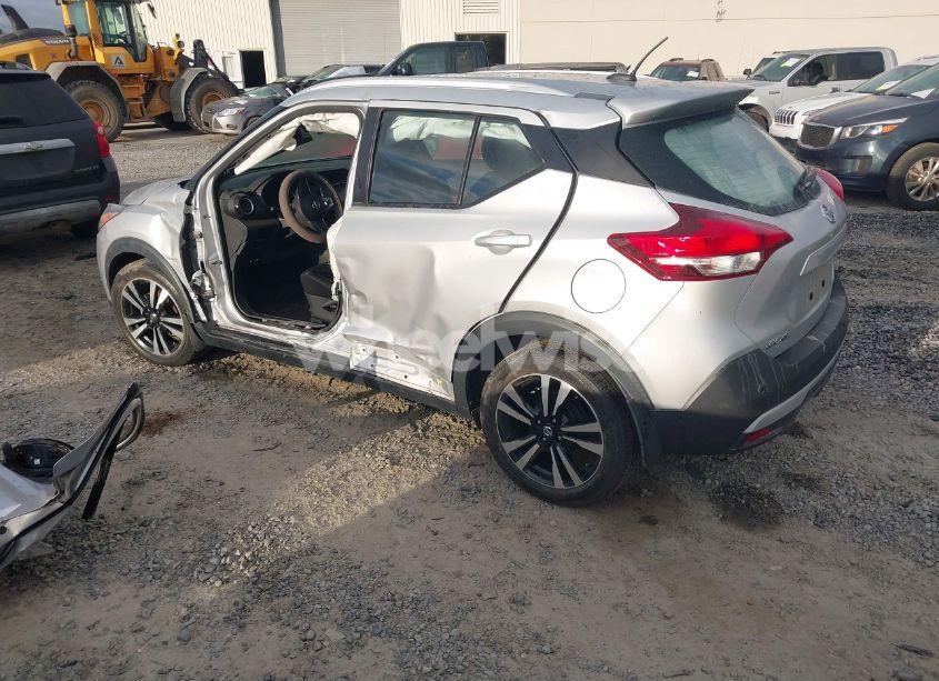 Photo 3 of 2020 Nissan Kicks SR XTRONIC CVT (VIN 3N1CP5DV3LL520036)