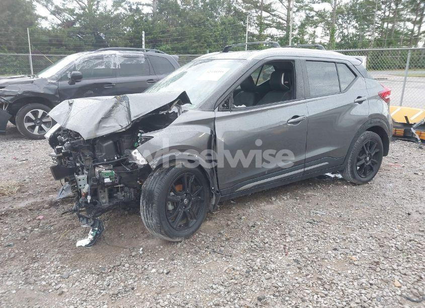 Photo 2 of 2020 Nissan Kicks SR XTRONIC CVT (VIN 3N1CP5DV3LL565977)