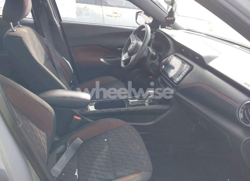 Photo 5 of 2021 Nissan Kicks SR XTRONIC CVT (VIN 3N1CP5DV3ML473074)