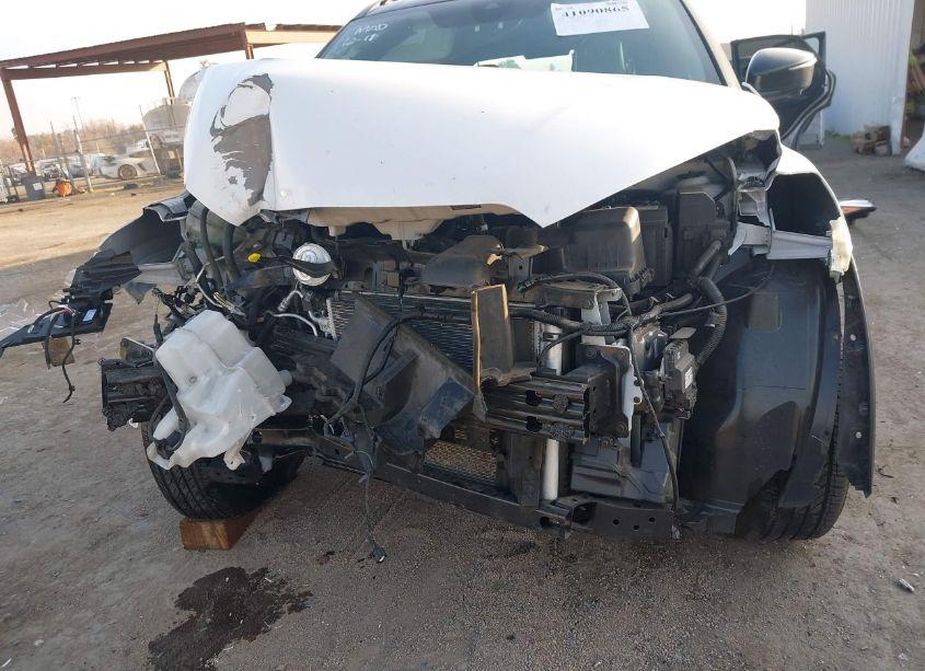 Photo 6 of 2021 Nissan Kicks SR XTRONIC CVT (VIN 3N1CP5DV3ML495107)