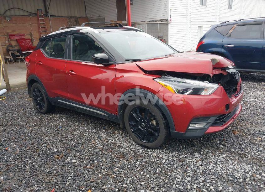 2020 Nissan Kicks SR XTRONIC CVT (VIN 3N1CP5DV4LL565762) main photo