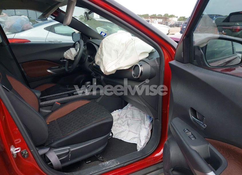 Photo 5 of 2021 Nissan Kicks SR XTRONIC CVT (VIN 3N1CP5DV4ML565827)