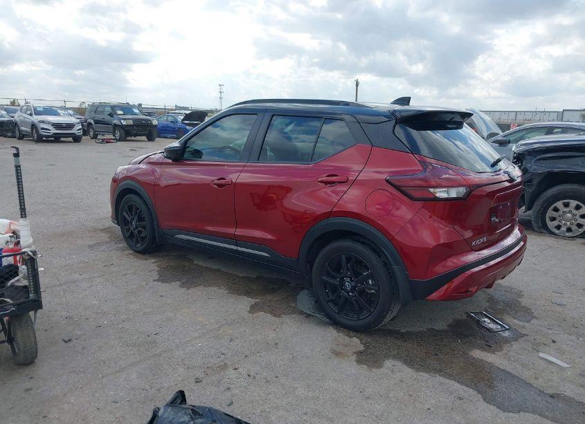 Photo 3 of 2022 Nissan Kicks SR XTRONIC CVT (VIN 3N1CP5DV4NL495988)