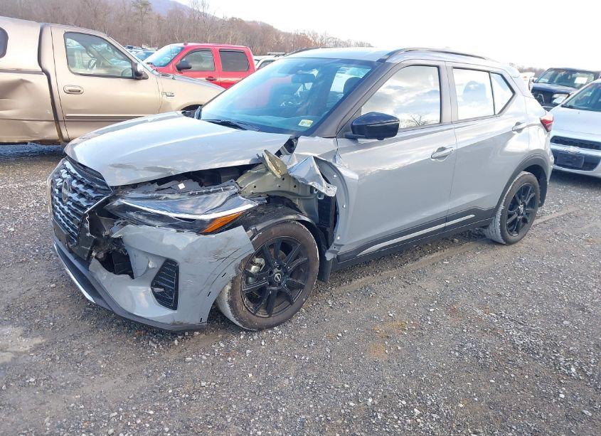 Photo 2 of 2023 Nissan Kicks SR XTRONIC CVT (VIN 3N1CP5DV4PL572135)