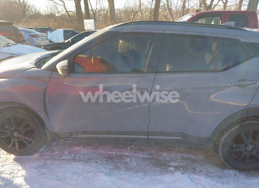 Photo 13 of 2024 Nissan Kicks SR XTRONIC CVT (VIN 3N1CP5DV4RL510186)