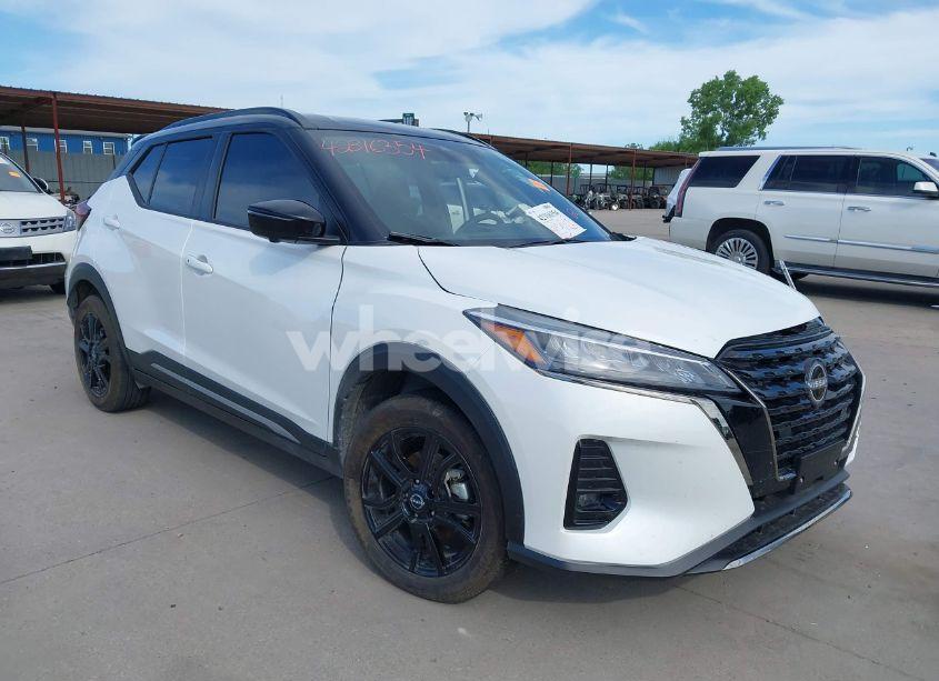 2024 Nissan Kicks SR XTRONIC CVT (VIN 3N1CP5DV4RL539932) main photo